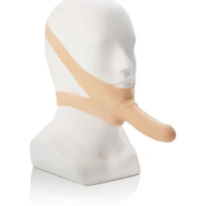 The Accommodator Dong Light skin tone