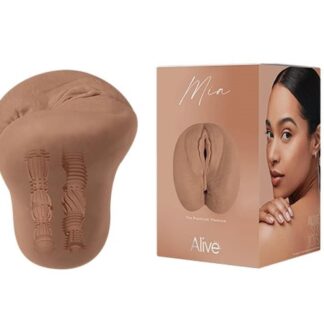 Mia Super Realistic Masturbator